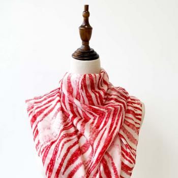 Шарф шифоновый П006 молочный принтованный