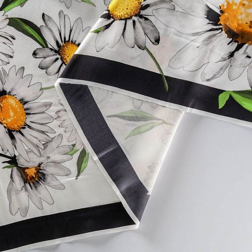 Шелк натуральный К13-933 молочный принтованный