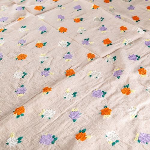 Шелк-батист с вышивкой К18-326 абрикосовый