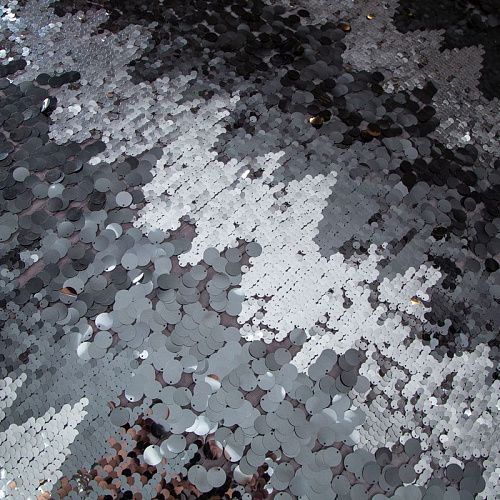 Пайетки конфетти на сетке 050-19858 черный/серебро