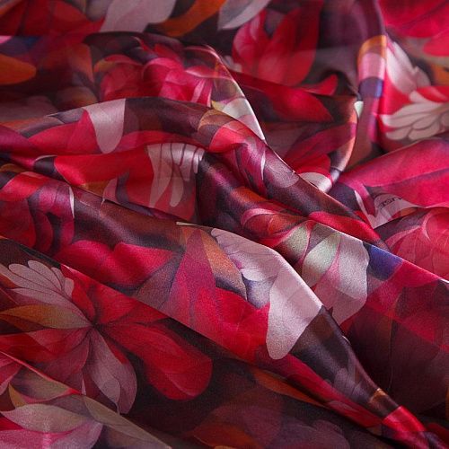 Шифон 068-17452 малиново-красный мультиколор