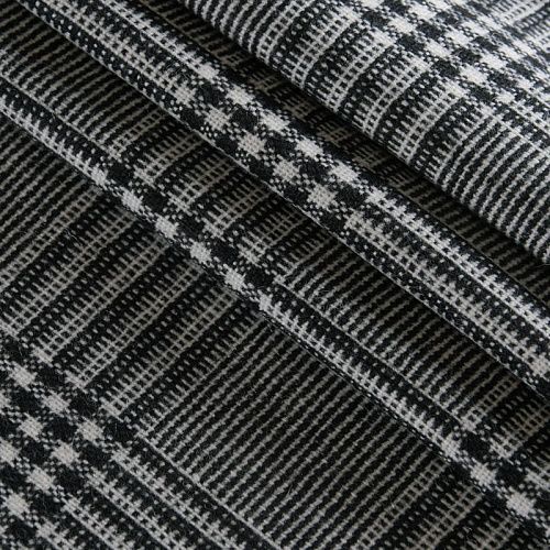 Шерсть 066-12037 черно-белый