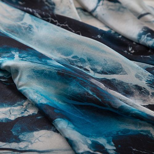 Шелк натуральный Fendi 064-19267 молочно-синий